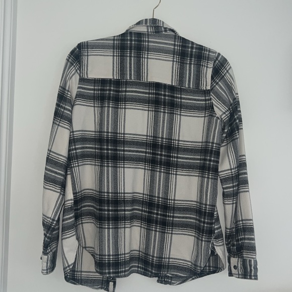 American Eagle Plaid Flannel - Picture 3 of 3